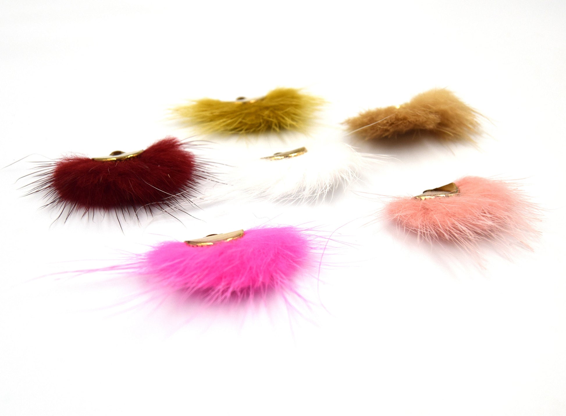 one inch faux fur tassel